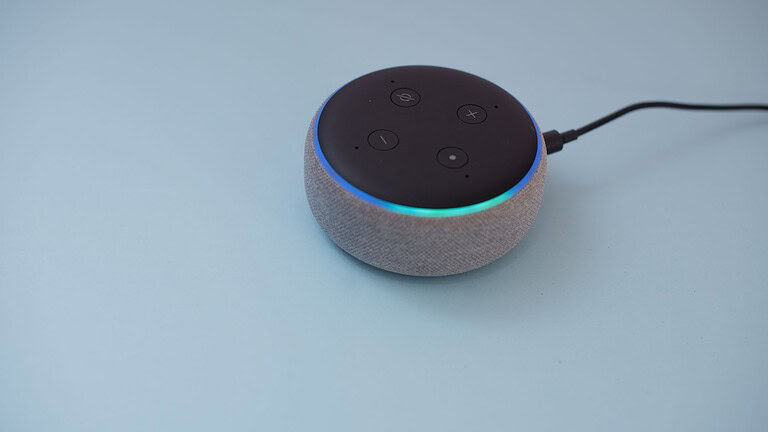 Con il nuovo progetto Amazon vuole trasformare Alexa in un vero agente digitale