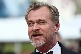 Christopher Nolan non usa lo smartphone: la sua scelta di vita