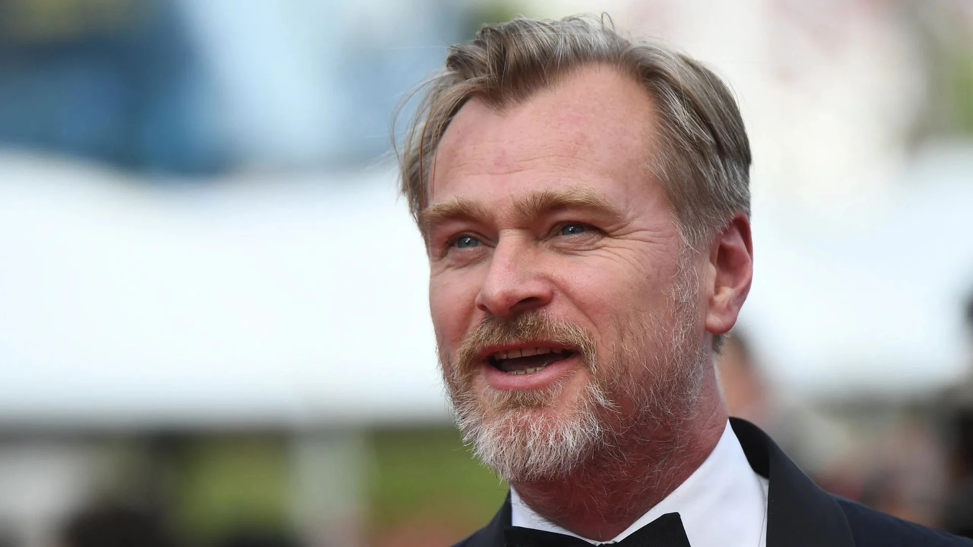 Christopher Nolan non usa lo smartphone: la sua scelta di vita