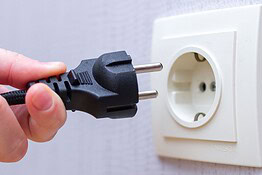 Prese elettriche italiane: perché sono diverse da quelle europee