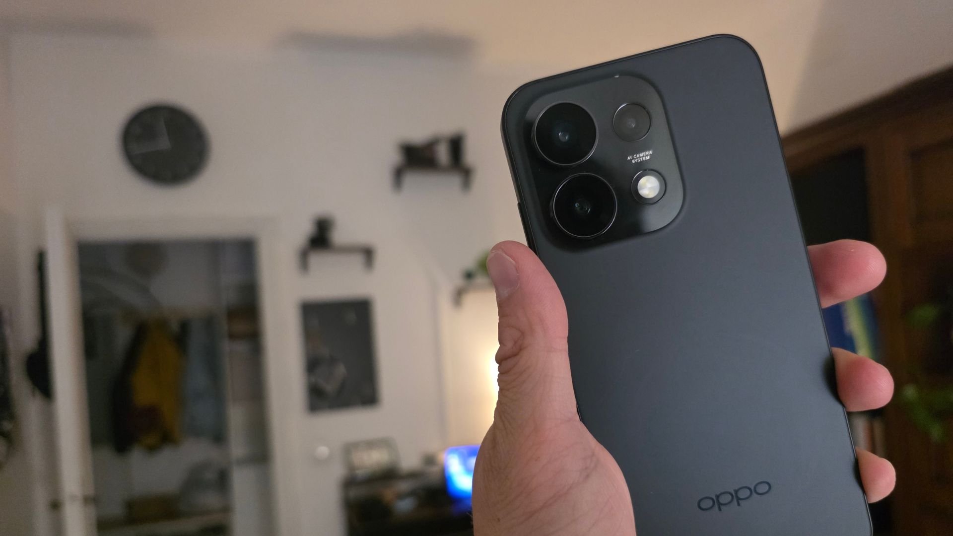 OPPO Reno 16 Pro