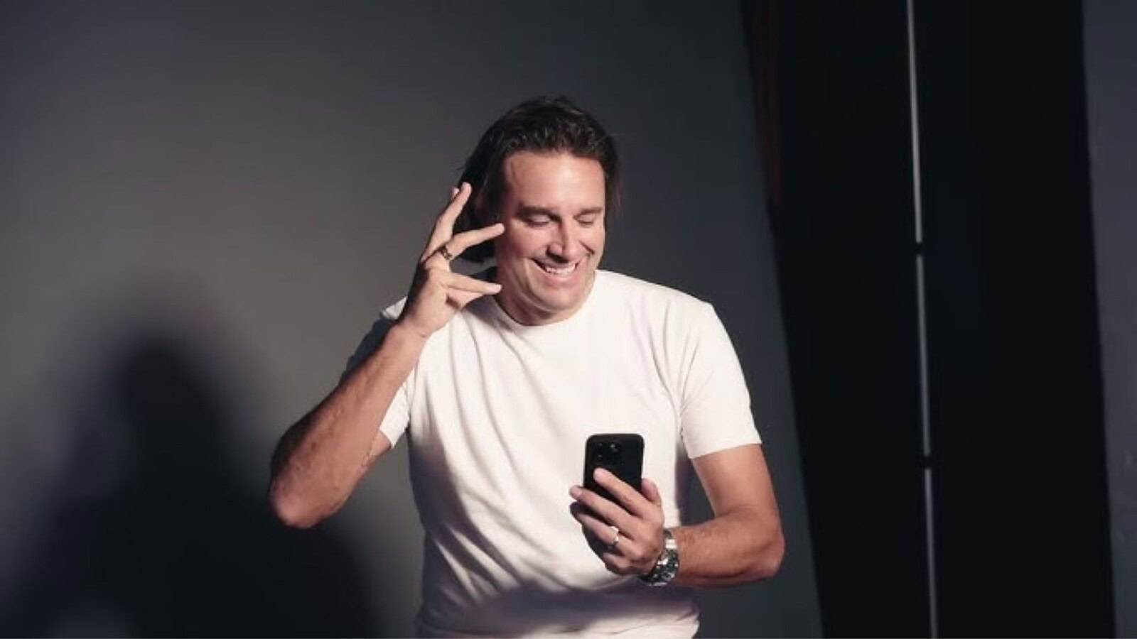1Mobile, codice sconto Luca Toni azzera SIM e primo mese