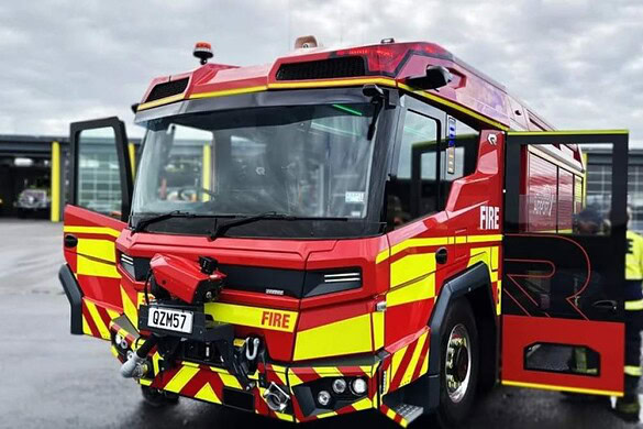 Camion pompieri elettrico contro diesel: la prova sugli incendi