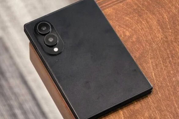Samsung Galaxy Z Fold 8: nuovi render svelano colori e design