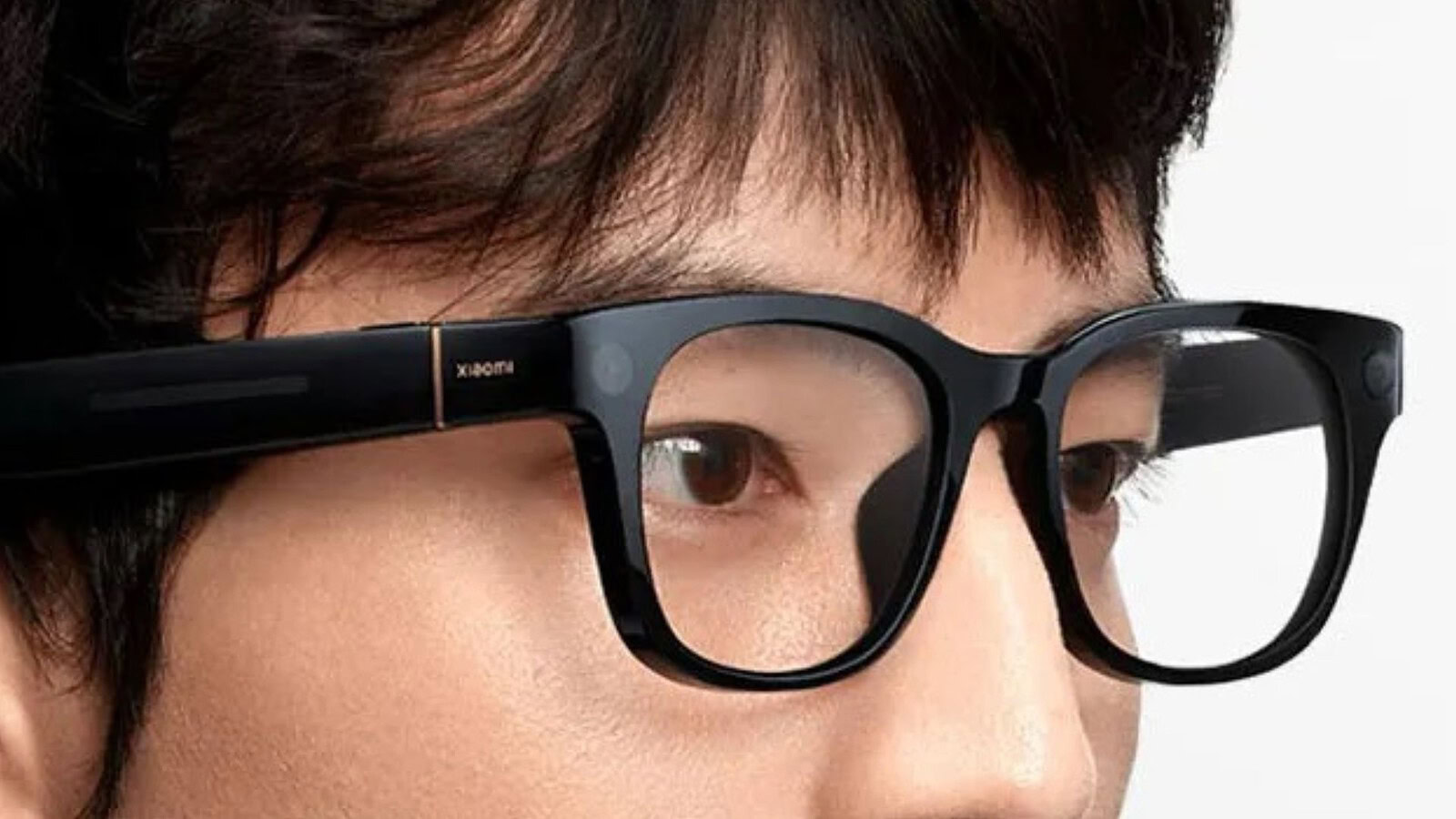 Occhiali smart per barare agli esami: in Asia è già emergenza