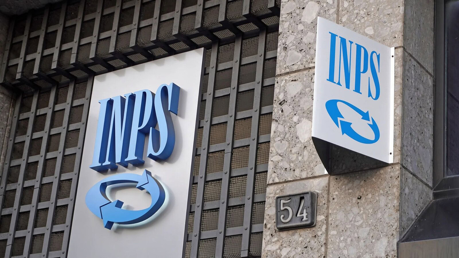 Falso SMS INPS: la truffa dei contributi che svuota il conto