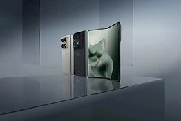 Motorola Razr Fold ora funziona con AirDrop: è il primo del brand