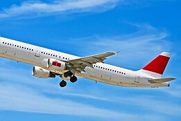 American Airlines nel caos: blackout IT ferma oltre 1.100 voli