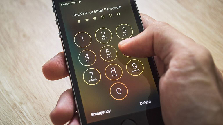 Codice di sblocco dimenticato? Come rientrare nello smartphone Android e iOS
