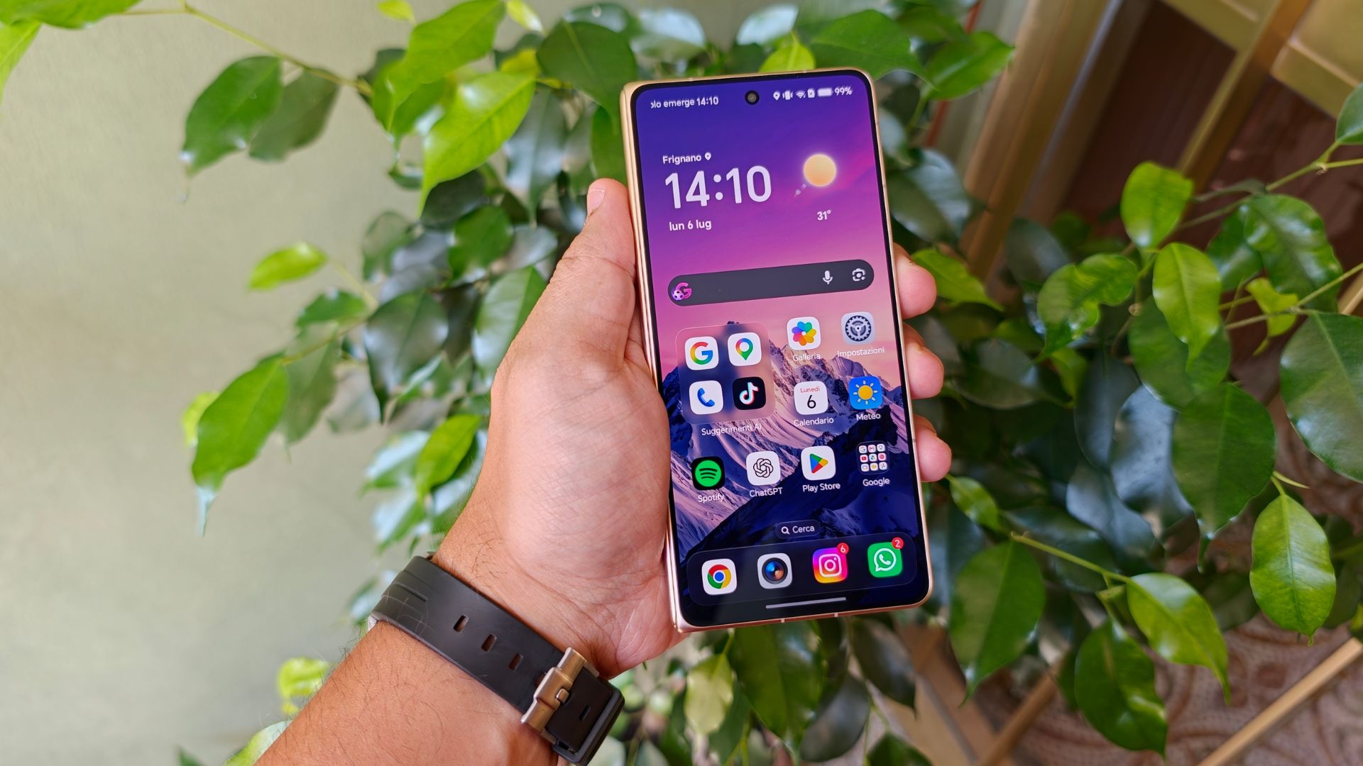 Honor Magic V6 - design HONOR Magic V6: il pieghevole sottilissimo con super batteria | RECENSIONE