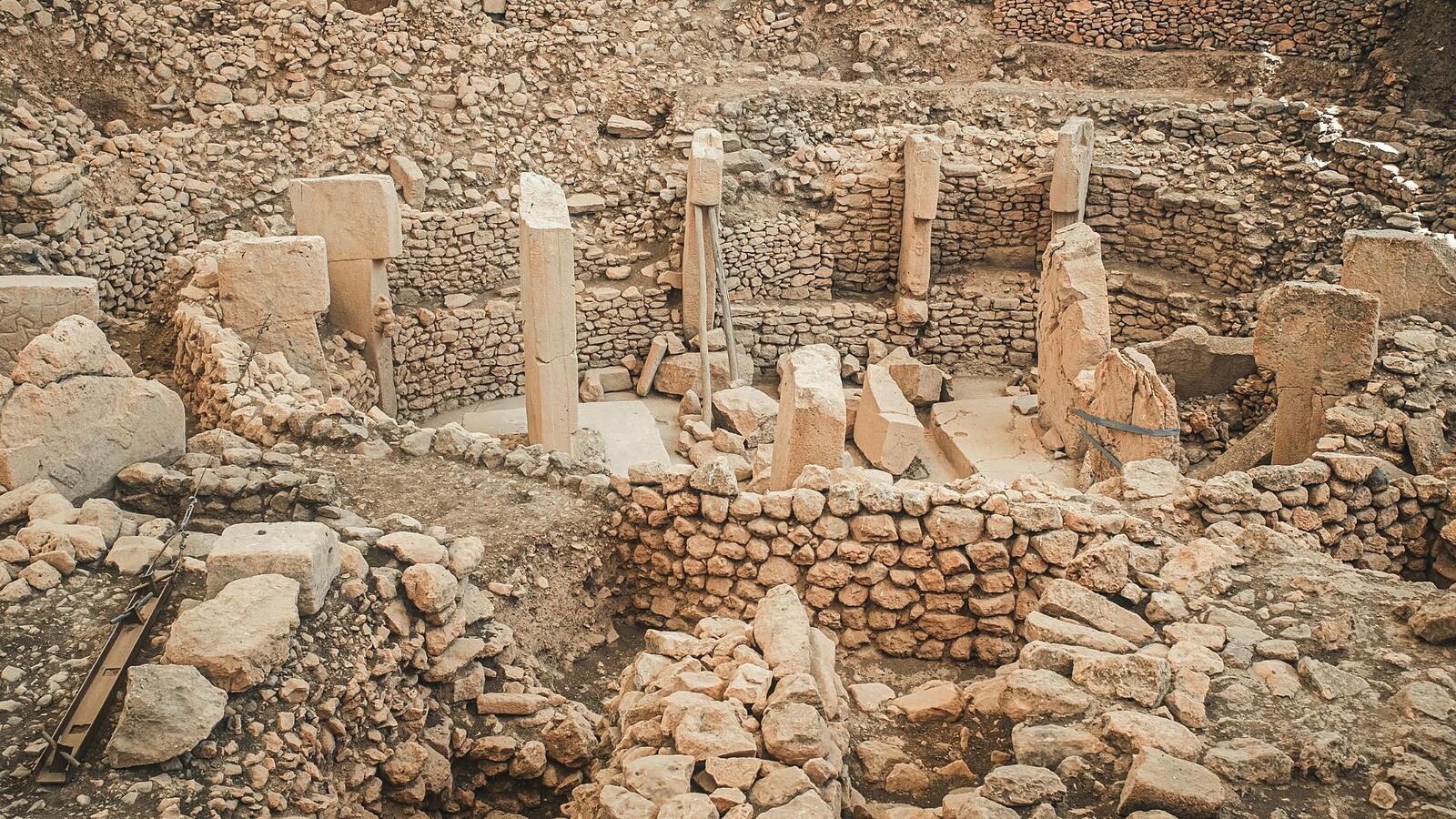Elmo elamita: 3500 anni di mistero al Met di New York