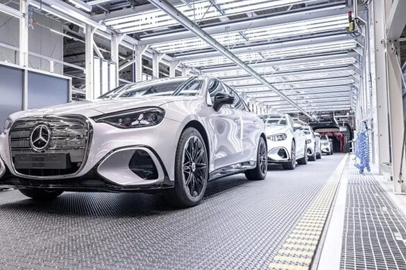 Mercedes Classe C elettrica: produzione al via in Ungheria