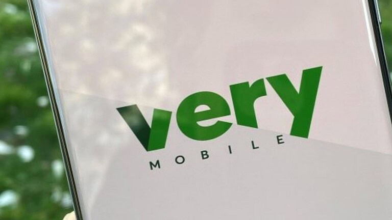 Very 4,99 Voce torna online, cambia posto la versione con 100 Giga