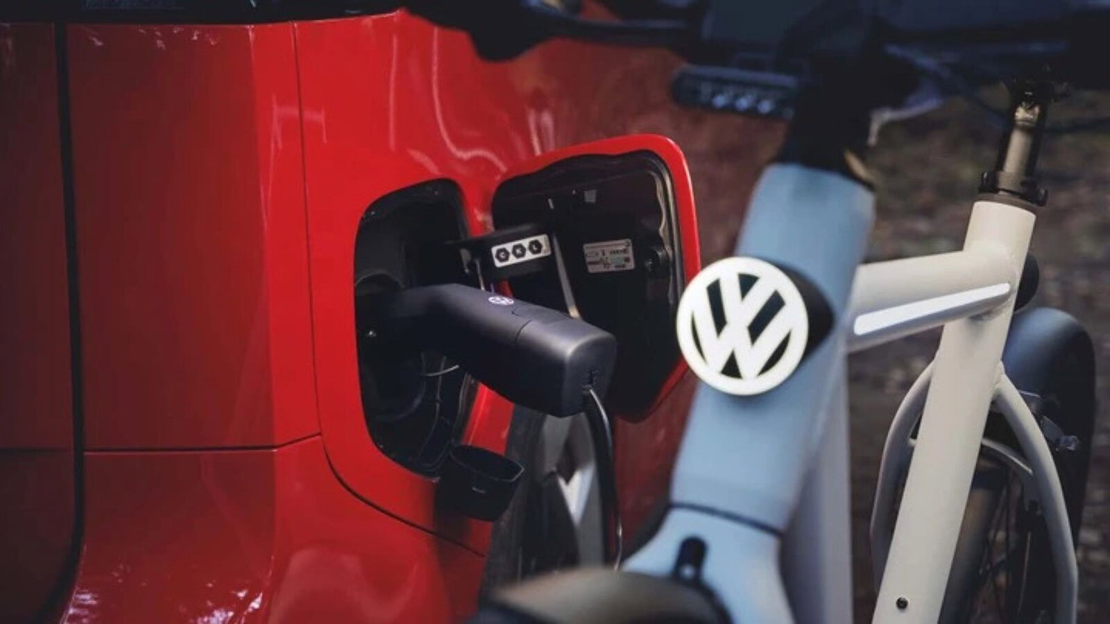 Volkswagen e la bici elettrica con radar e luci intelligenti