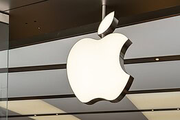 Apple prima azienda al mondo a 5.000 miliardi di dollari