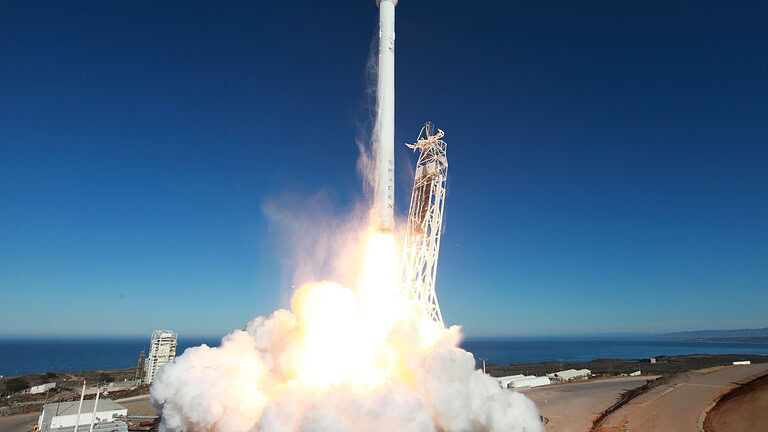 SpaceX annuncia la data del tredicesimo lancio