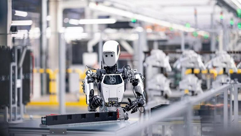 Robot umanoidi nelle fabbriche: BMW, Tesla e BYD sono pronte