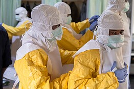 Ebola, secondo americano contagiato curato in Germania