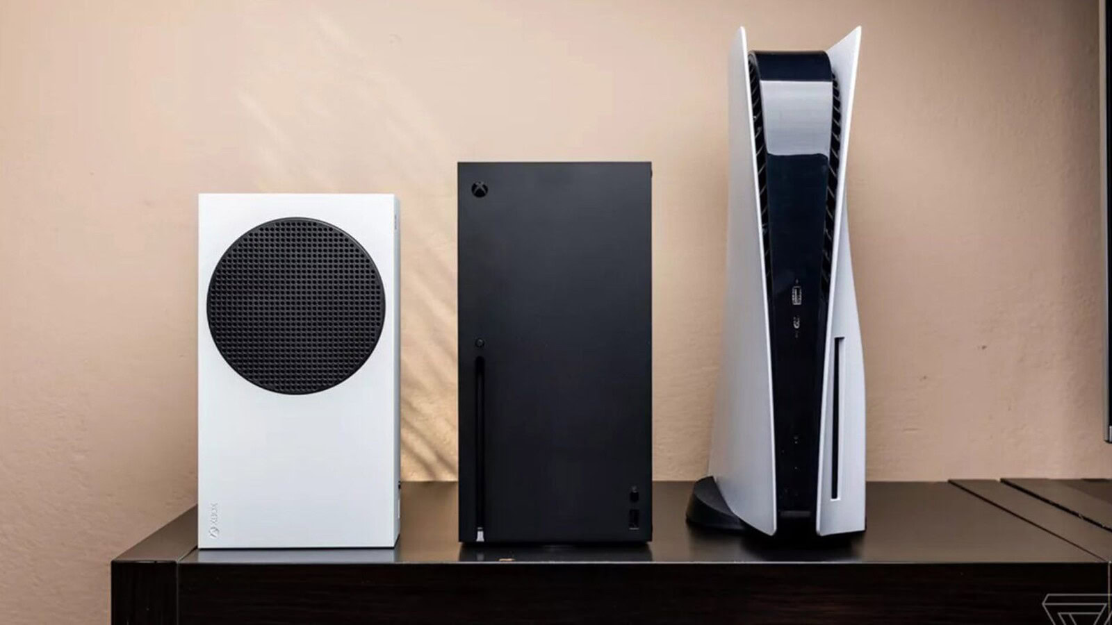 Console solo digitali: PS5 e Xbox verso l'addio ai dischi fisici