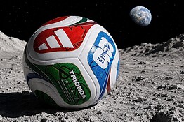 NASA, un pallone da calcio sulla Luna se gli USA vincono il Mondiale