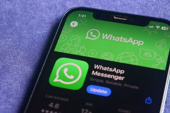 WhatsApp per iOS cambia la barra di navigazione: arriva la scheda Contatti