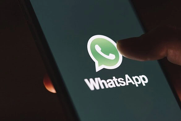 WhatsApp lancia Side Chat: l’aiuto di Meta AI che non legge le tue chat