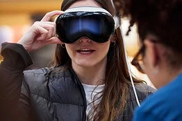 Apple Vision Pro verso la fine: addio ai micro OLED con Samsung
