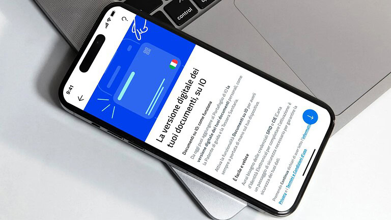 IT-Wallet apre ai privati