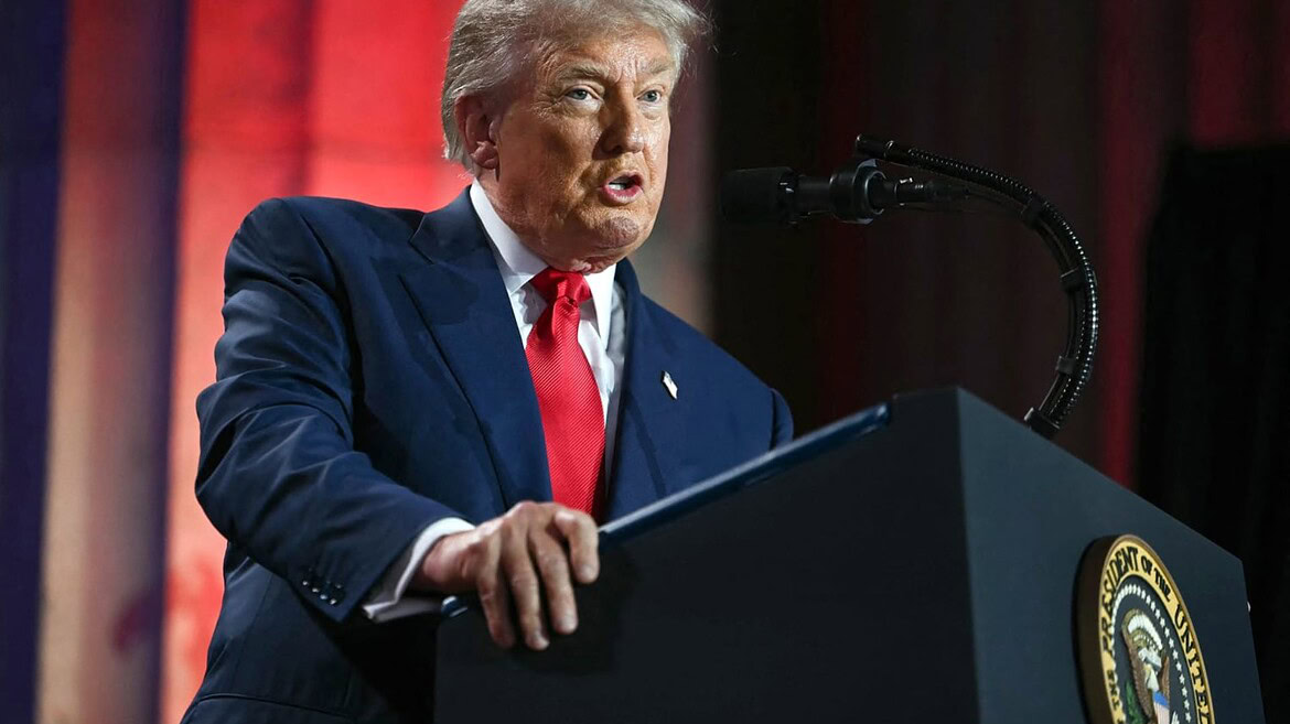 Trump minaccia dazi all’UE per le multe a Apple, Google e Meta