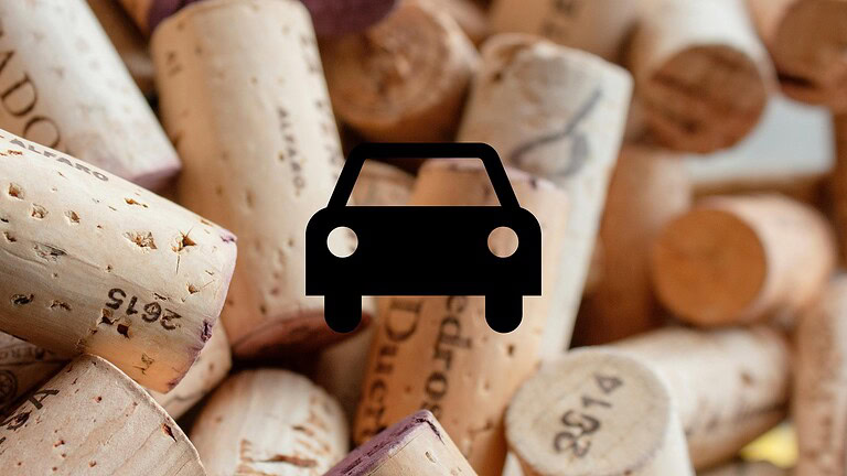 Tappo di sughero in auto: la bufala che costa cara dal meccanico