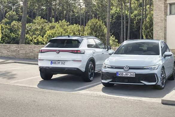 Volkswagen Golf e T-Roc full hybrid: prezzi e caratteristiche