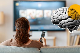 Guardare troppa TV fa invecchiare il cervello prima del tempo