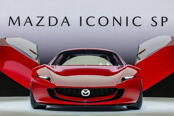 Mazda, nuova sportiva coupé con porte a farfalla nei brevetti