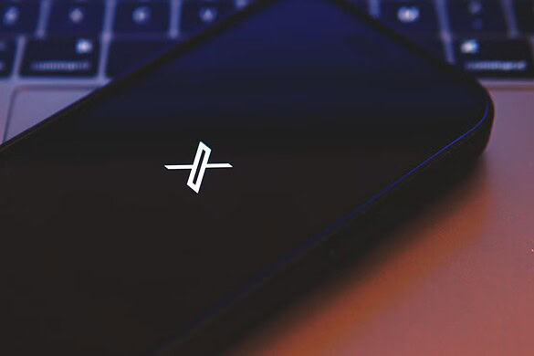 X, la nuova app Android riscritta da zero arriva su Google Play