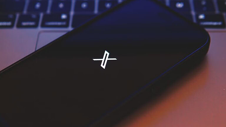 X, la nuova app Android riscritta da zero arriva su Google Play