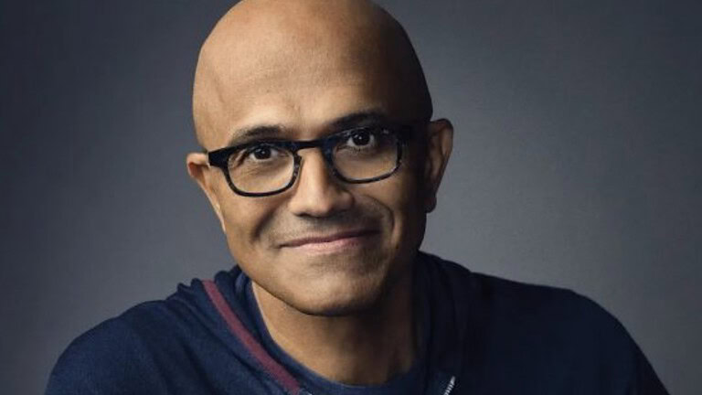 Satya Nadella e l'IA: perché il lavoro non sparirà secondo Microsoft