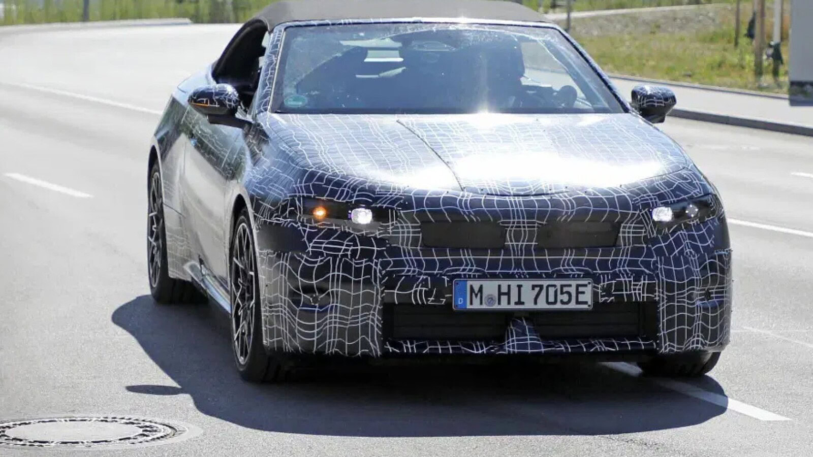 BMW i4 Cabrio elettrica: le prime foto spia da Monaco