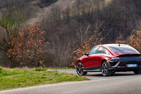 Hyundai IONIQ 6 N Line ora disponibile in Italia: prezzi e dettagli