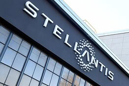 Stellantis chiude Douvrin: stop ai motori PureTech nel 2026