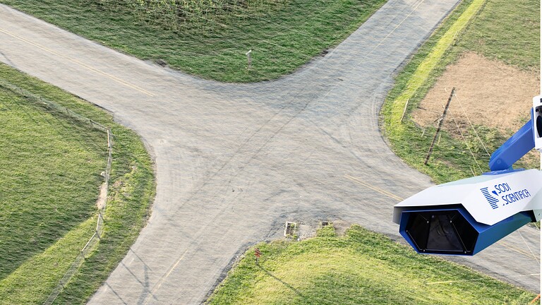 SafeDrive, l'autovelox con IA che ti guarda dentro l'auto sulla Fi-Pi-Li