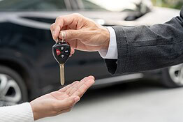 Noleggio sociale auto: 100 euro al mese con ISEE sotto 30.000
