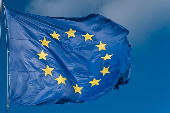 Verifica età online, un milione di firme contro l’obbligo in Europa