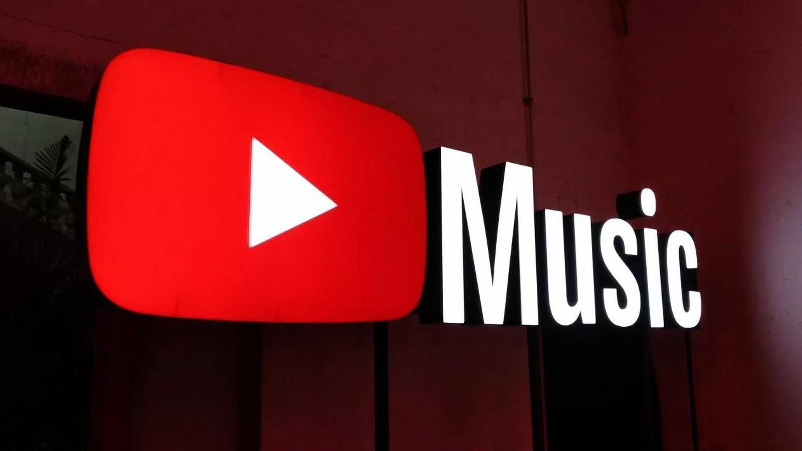 YouTube Music, copertine a schermo intero in arrivo
