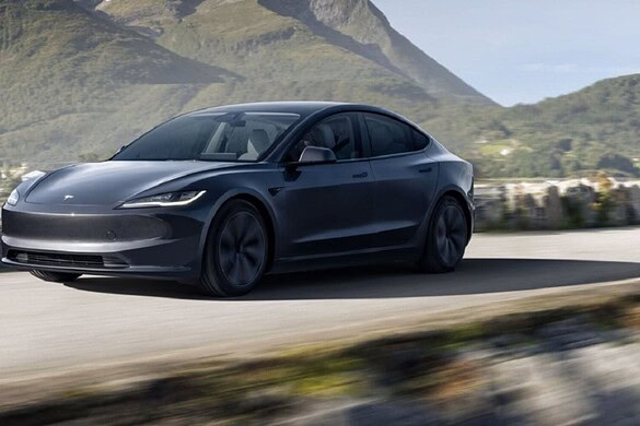 Tesla Full Self-Driving: come provarla in Italia col Power Your Summer Tour