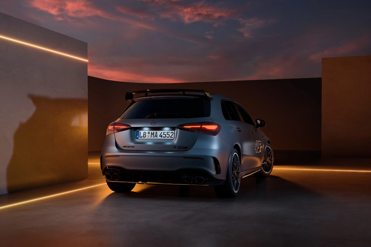 Mercedes-AMG A 45 S Mercedes-AMG-A-45-S-4MATIC-1