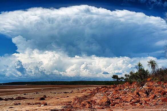 Hector the Convector, la nube temporalesca più puntuale del mondo
