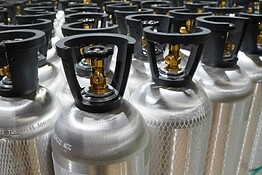 Chip a rischio: la carenza di CO2 mette in crisi la produzione di semiconduttori