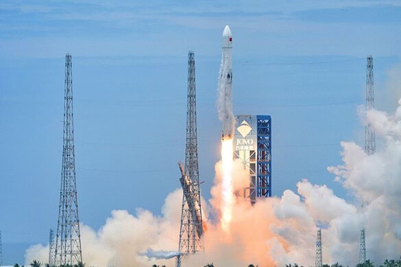 Cina, primo razzo riutilizzabile recuperato: rotto il duopolio USA