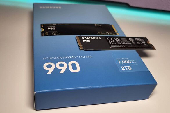 Samsung 990 SSD: buon drive ma arriva nel momento sbagliato