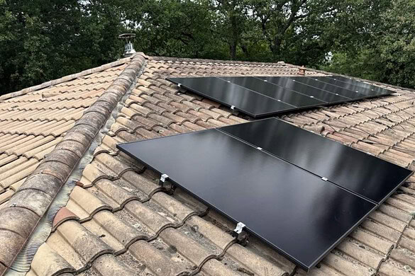 Inverter solari cinesi nel mirino della Germania: cosa rischia la rete